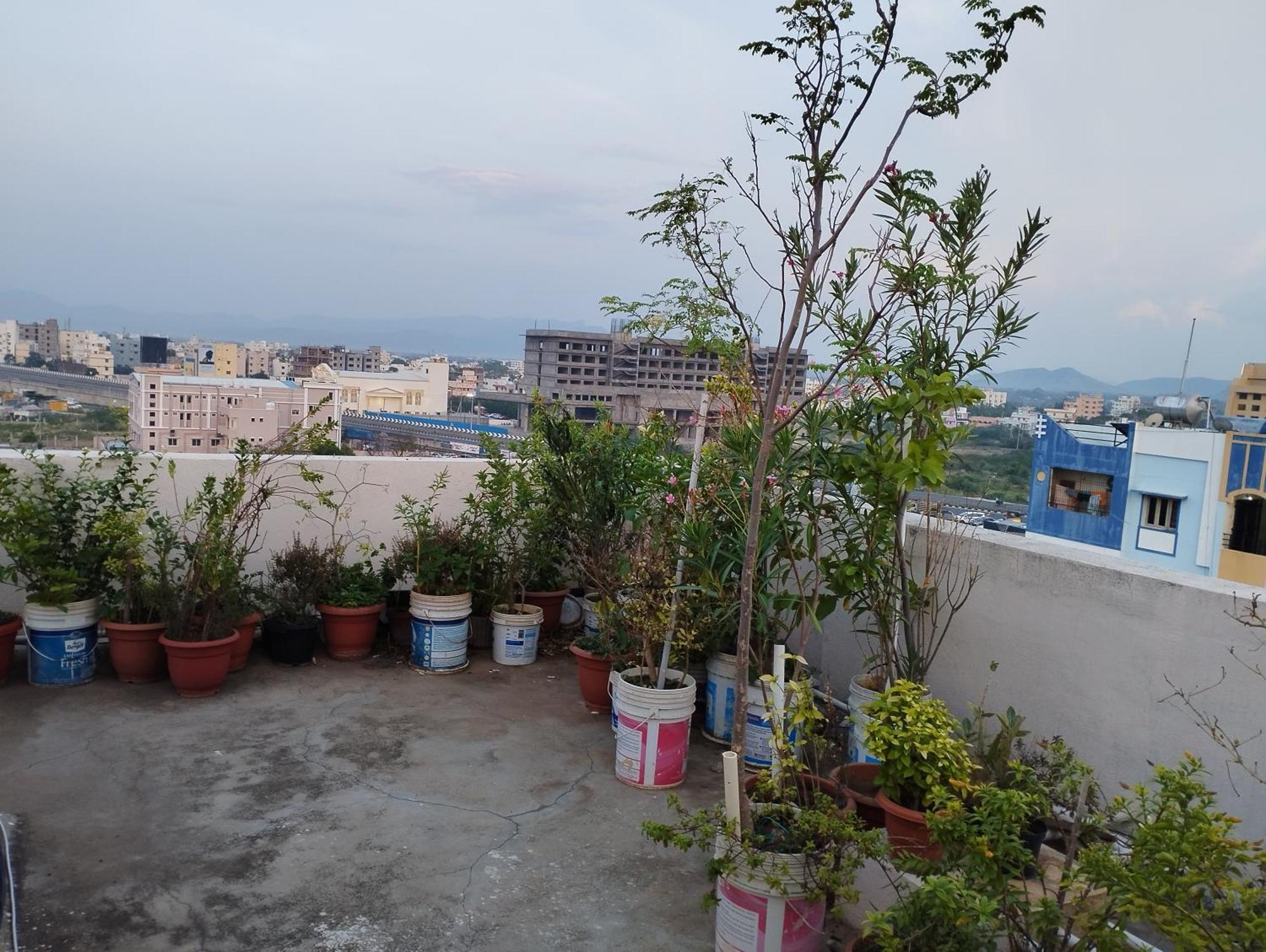 Sls Homestay - Luxury Ac Service Apartments 1Bhk, 2Bhk, 3Bhk - Direct Flyover To Alipiri Tirumala Gate - Walk To Ps4 Pure Veg Restaurants, Supermarkets - Near To National Highway & Padmavathi Amma Temple - Modular Kitchen, Living Room -Free Superfast Tirupati Eksteriør bilde