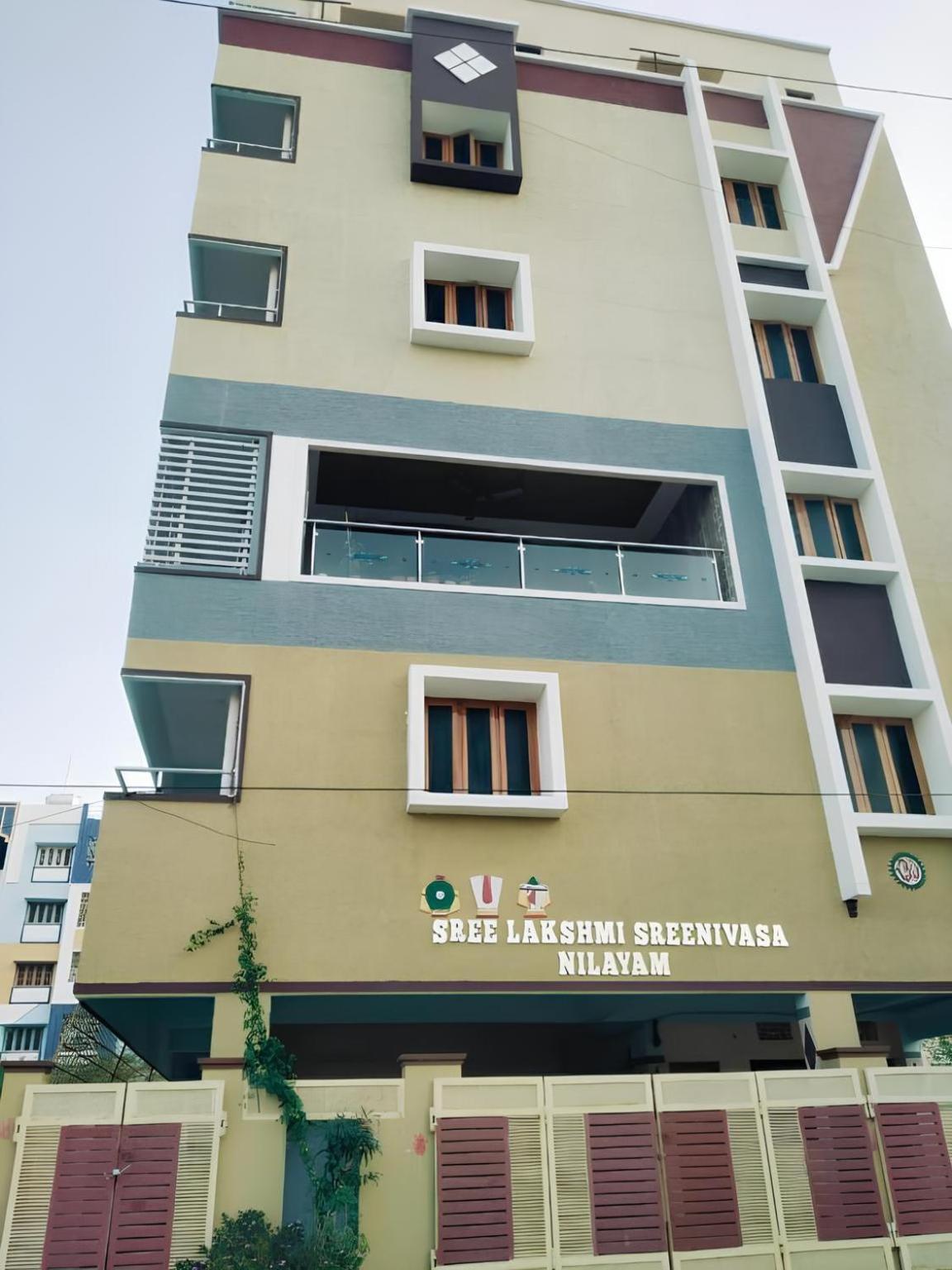 Sls Homestay - Luxury Ac Service Apartments 1Bhk, 2Bhk, 3Bhk - Direct Flyover To Alipiri Tirumala Gate - Walk To Ps4 Pure Veg Restaurants, Supermarkets - Near To National Highway & Padmavathi Amma Temple - Modular Kitchen, Living Room -Free Superfast Tirupati Eksteriør bilde